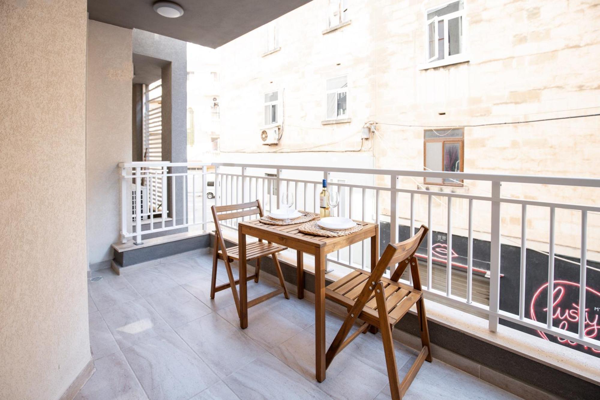 Brand New 2 Bed 2 Bath Apartment In Sliema By The Sea Exterior foto